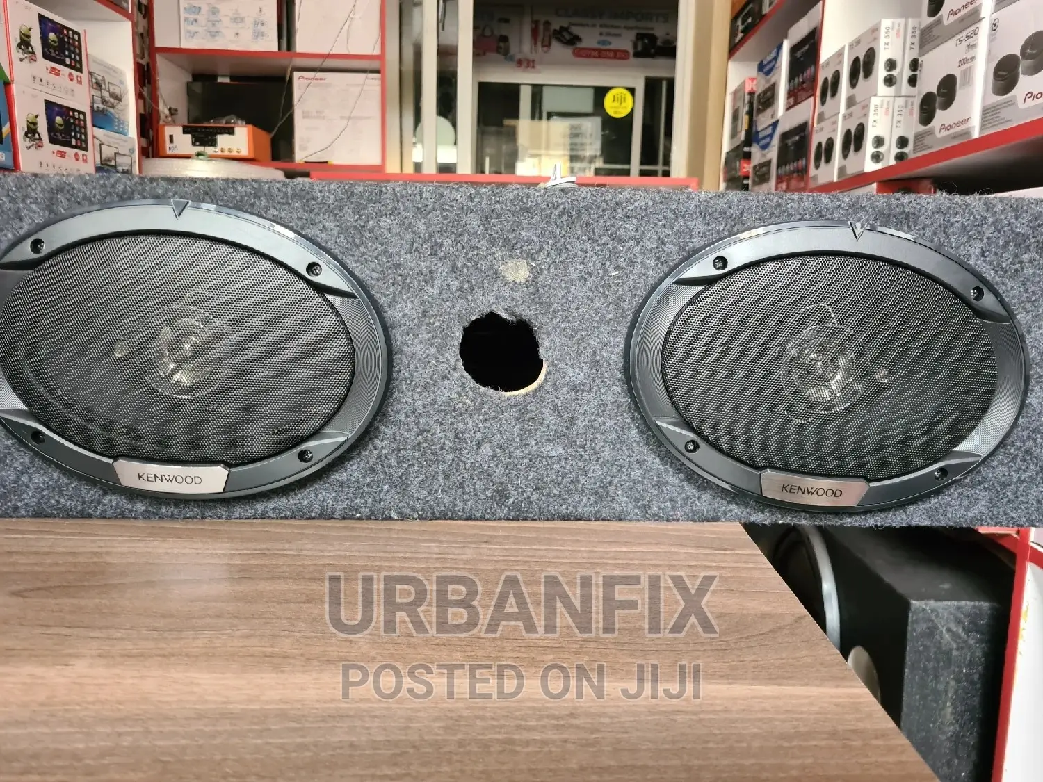Kenwood 6 by 9 Inch Oval Midrange Speakers With Cabinet