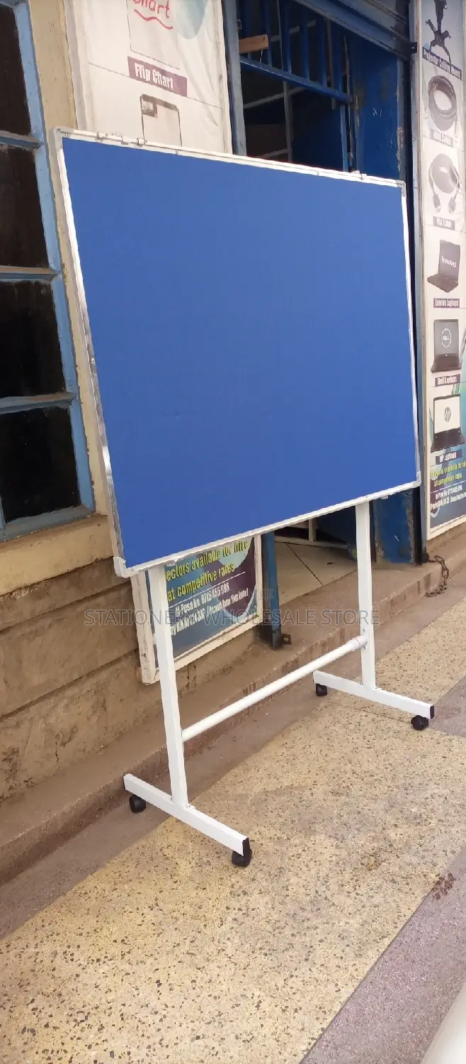 Portable Notice Board for Office/Home Use 3ftx4ft