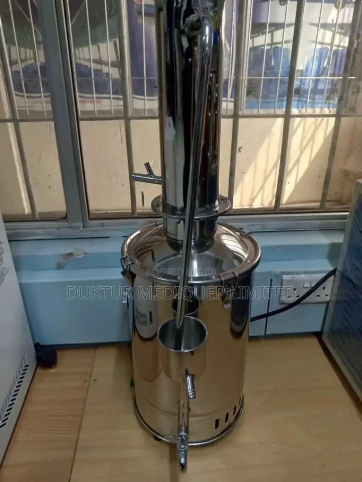 Lab Water Distiller Machine Stainless Steel Distiller 10l/Hr