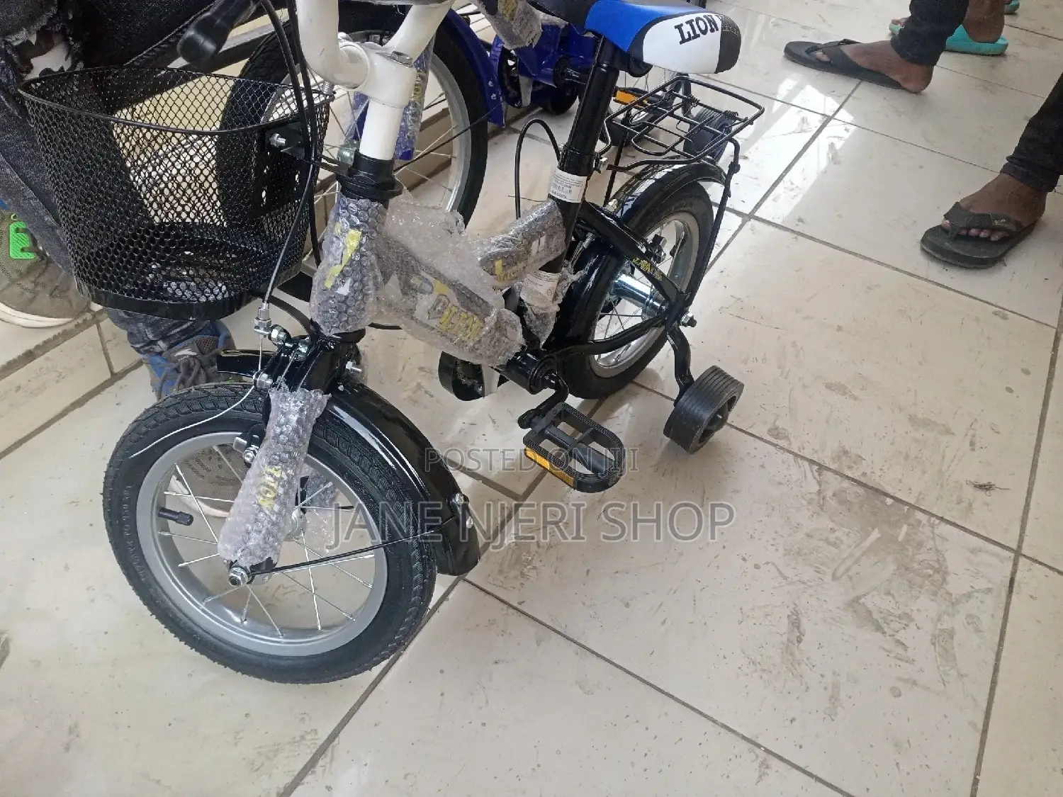 Kids Bike Size 12