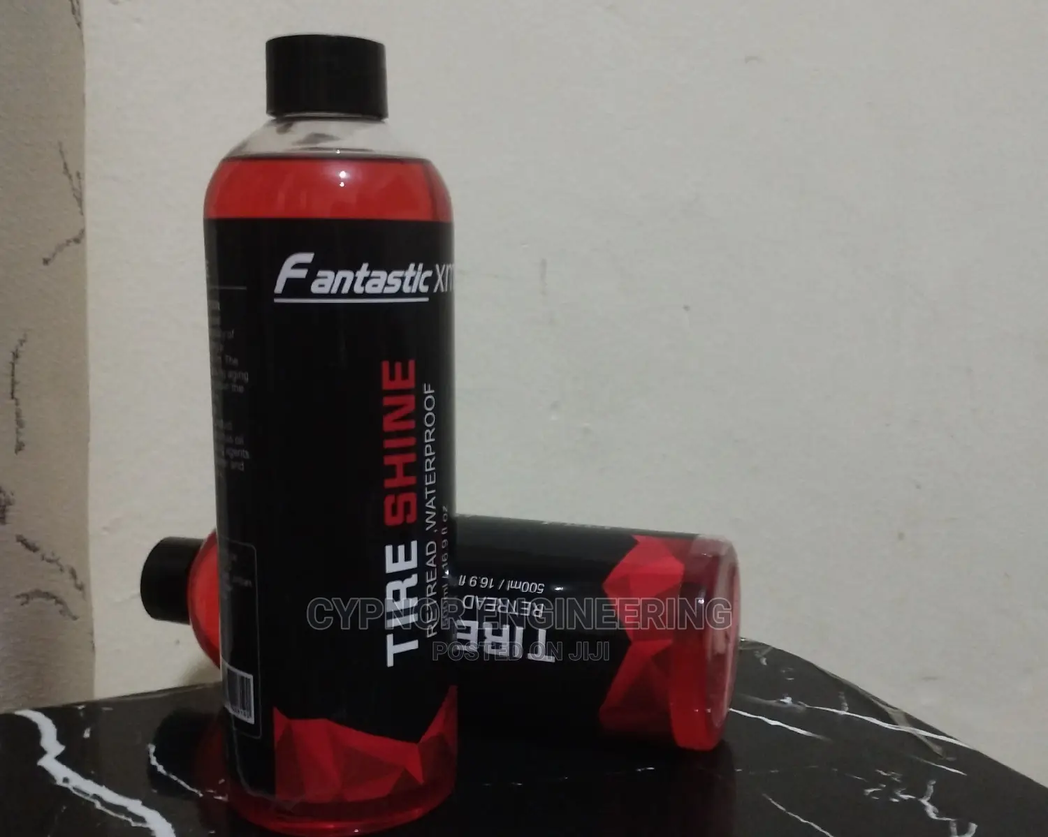 Spray Tire Shine