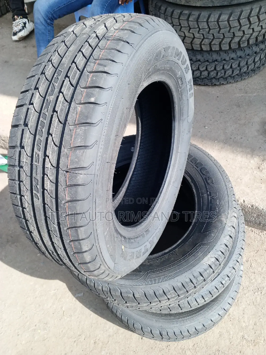 205/65r15 Muxmus Tire