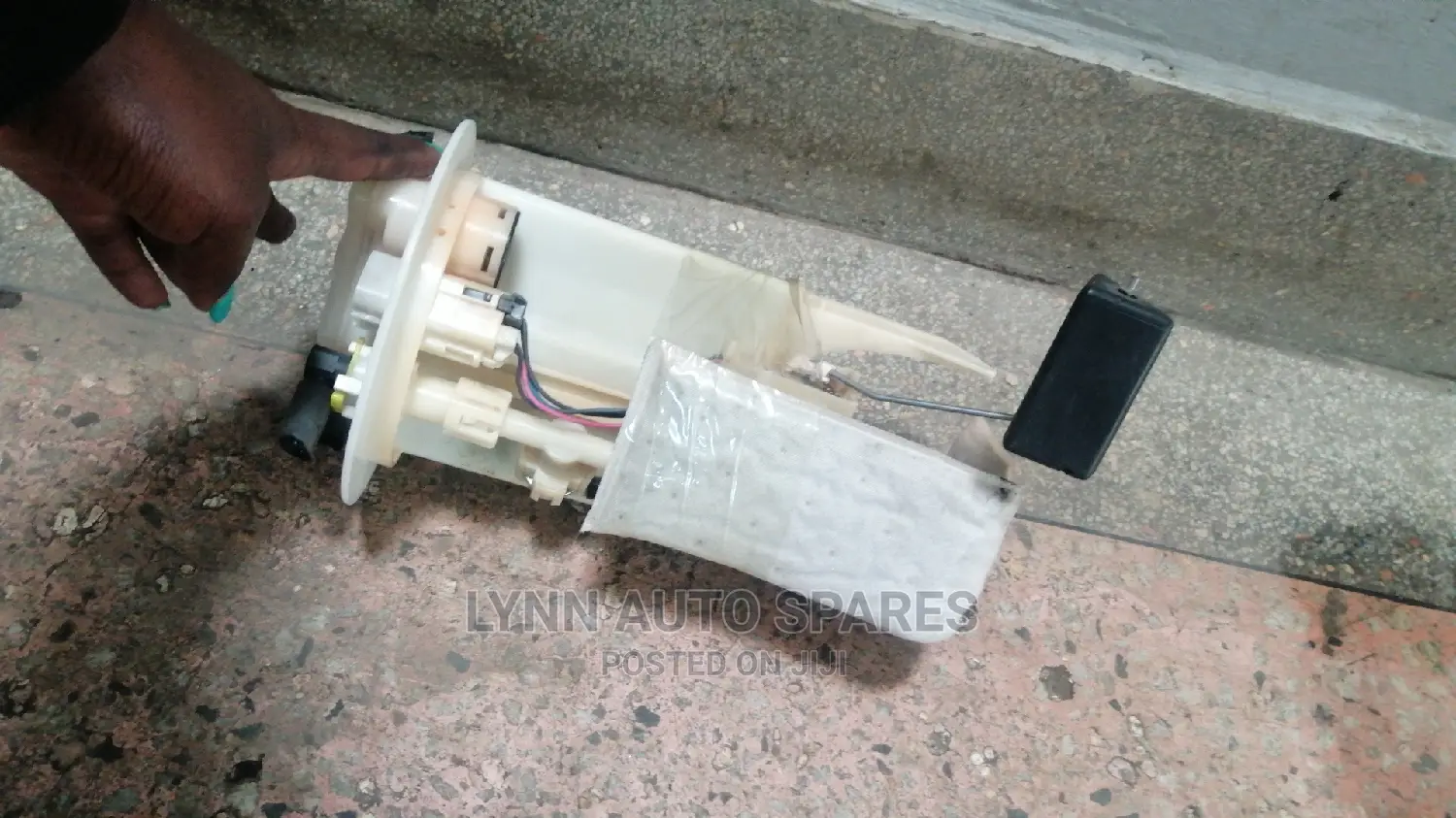 Toyota Vitz Complete Fuel Pump