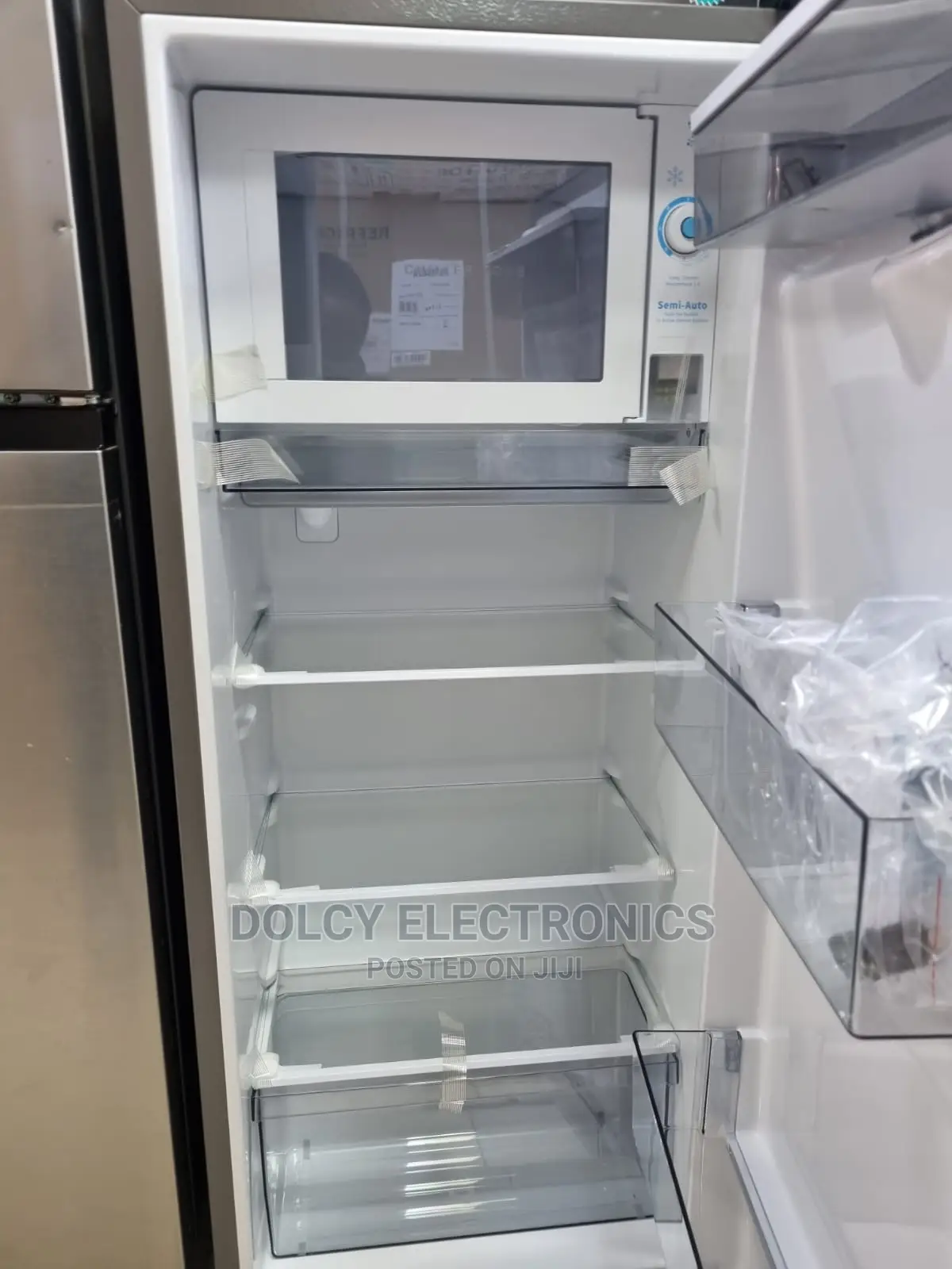 Hisense REF176DR Fridge 176L With Water Dispenser
