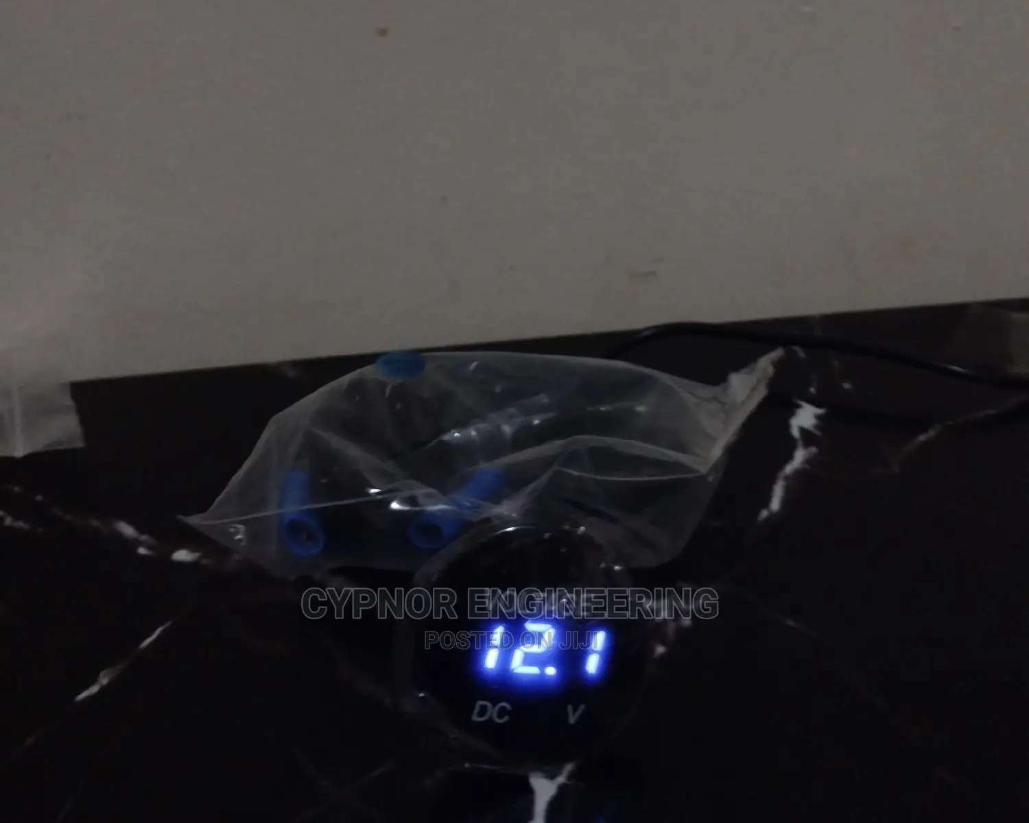 12V Car Volt Meter