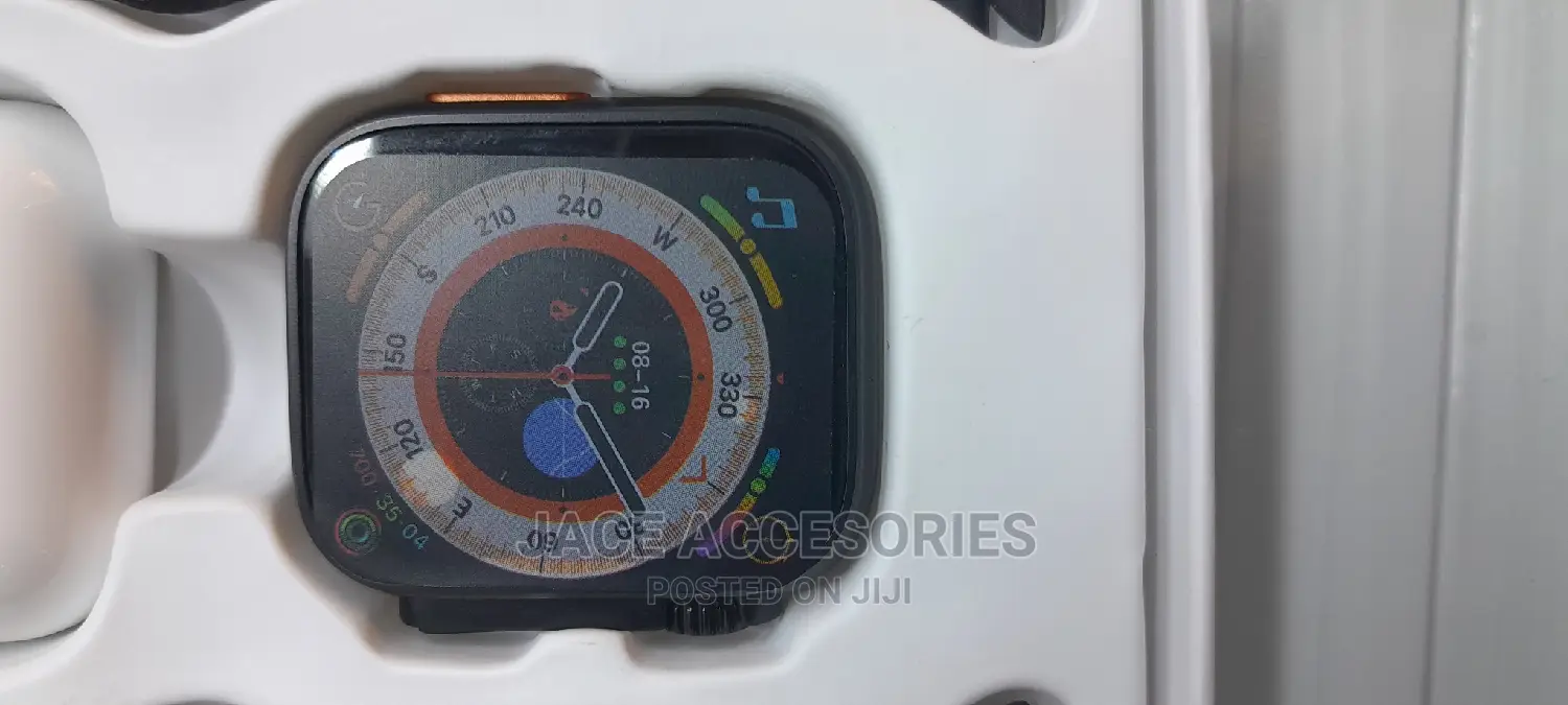 I8 Ultra Smartwatch With Earpods