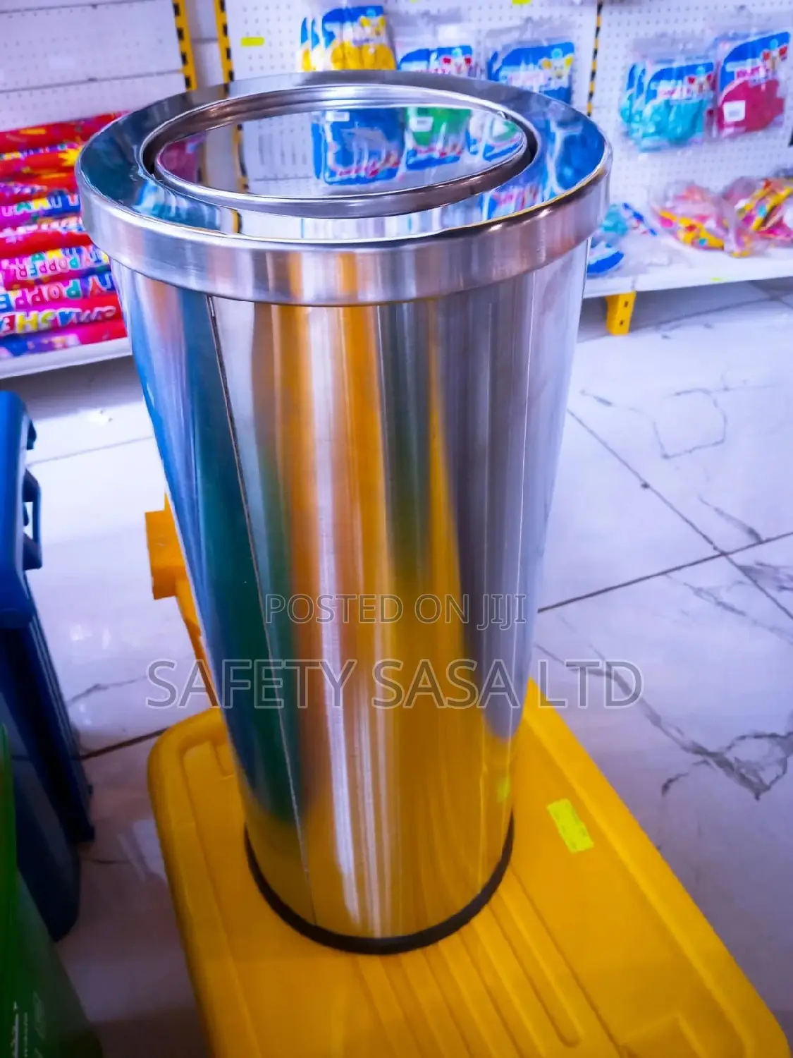 20 Litres Stainless Steel Bin : Swing Type Dust Bin