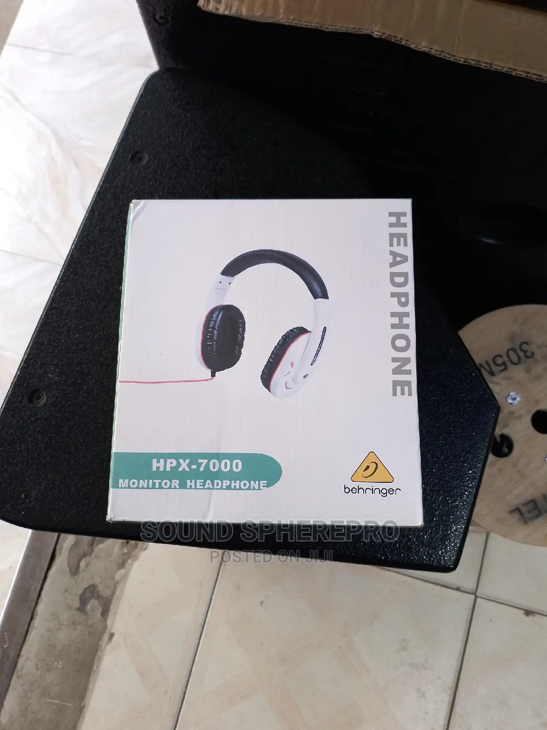 Behringer HPX-7000 Headphones