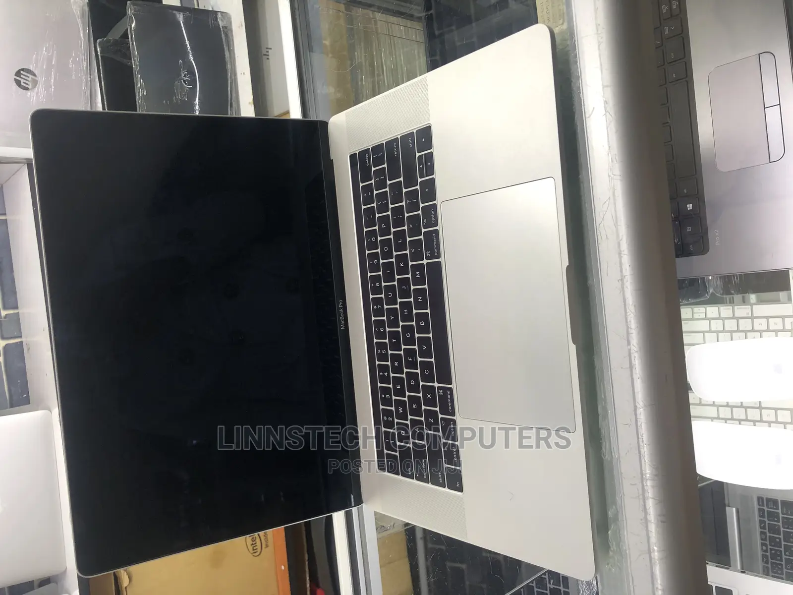 Laptop Apple MacBook Pro 2017 16GB Intel Core I7 SSD 512GB