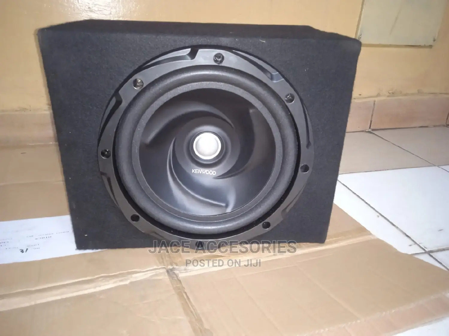 Cabinet With Kenwood 1000w