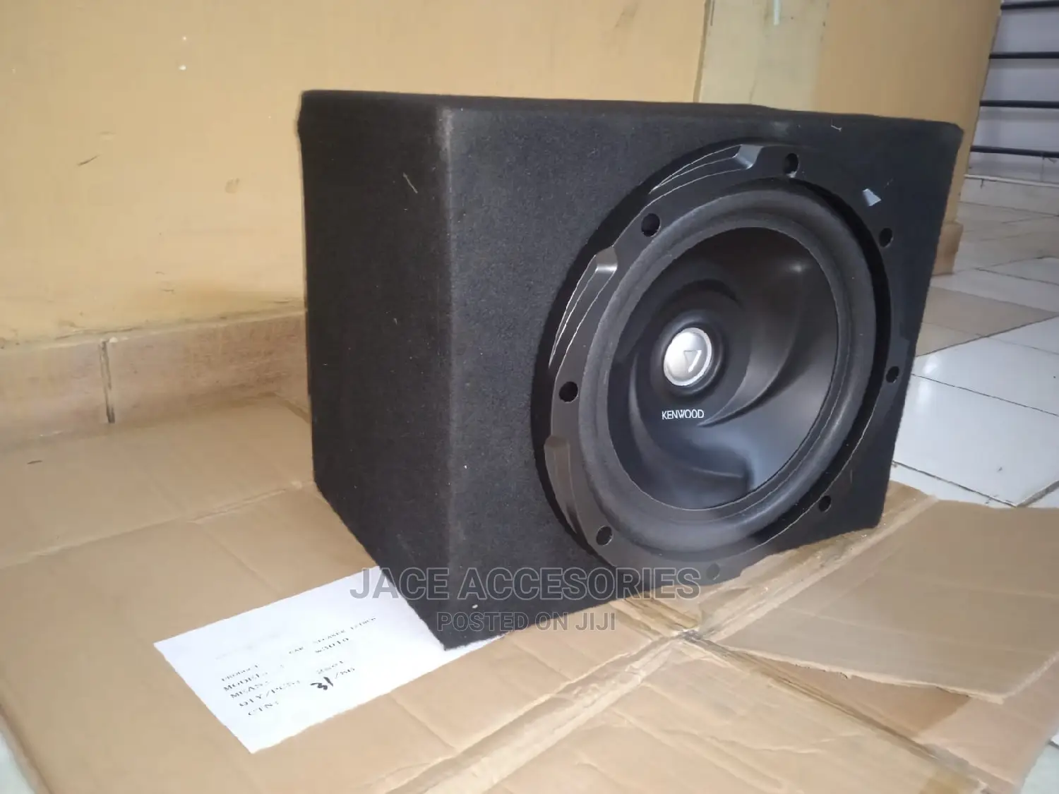 Cabinet With Kenwood 1000w
