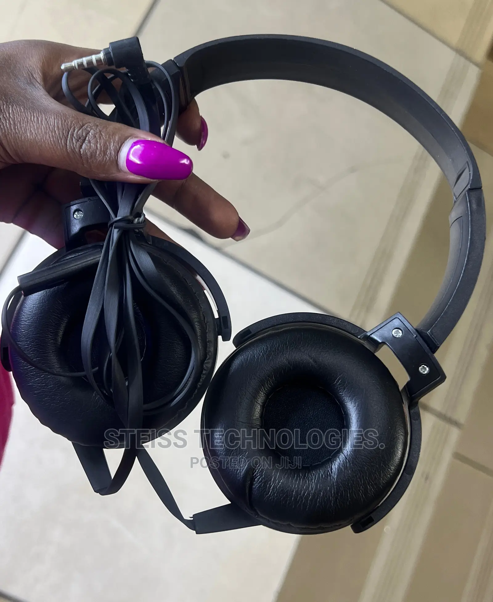 JBL-Wired Headphones.
