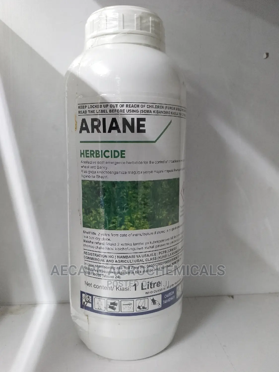 Ariane Selective Lawn Weed Killer 1litre