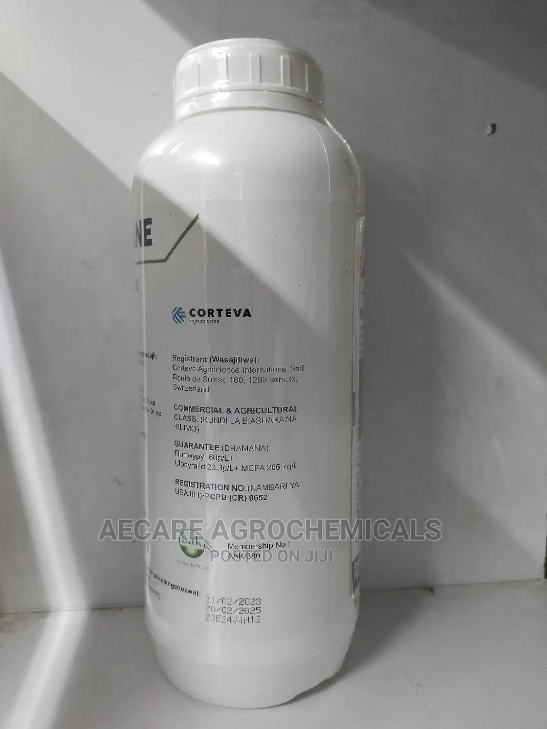 Ariane Selective Lawn Weed Killer 1litre