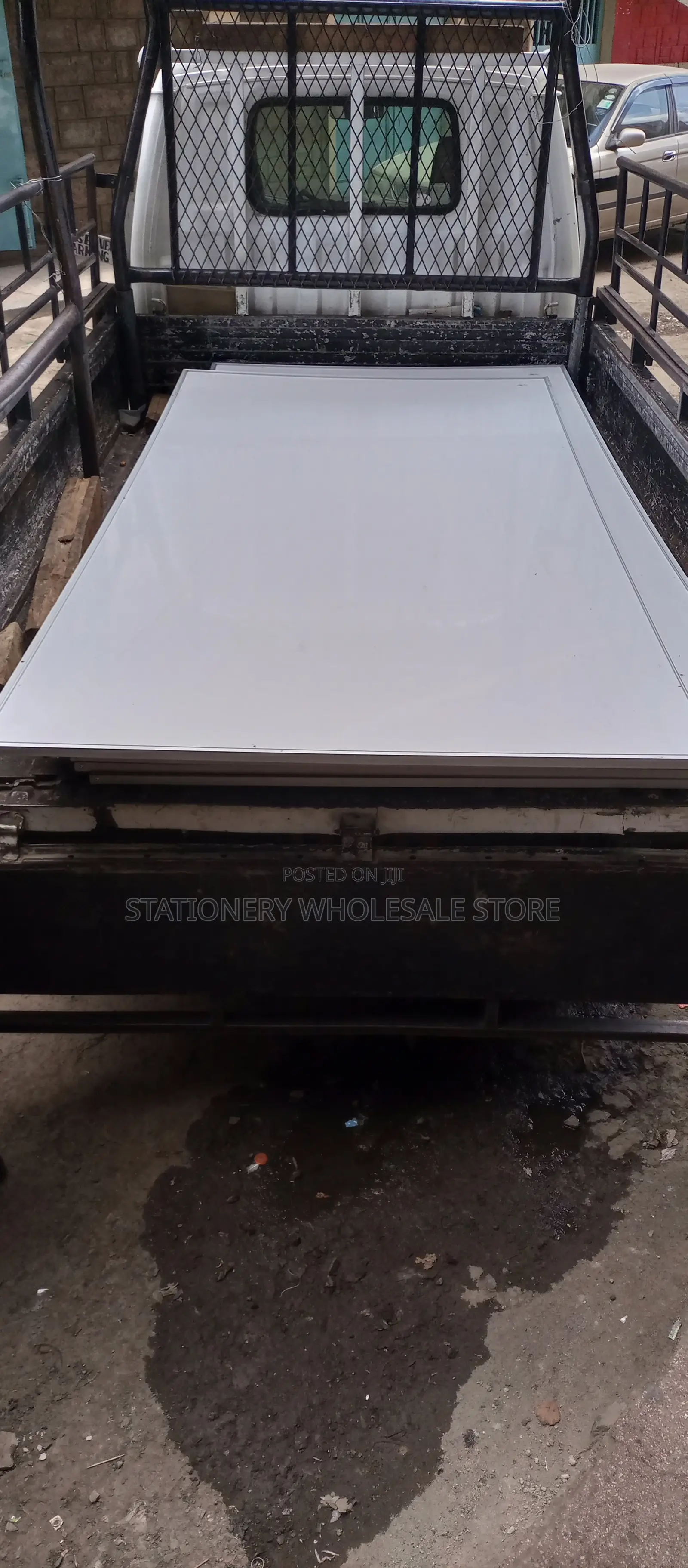 White Board for Schools/Colleges 1.8m X 1.2m– Double Sided