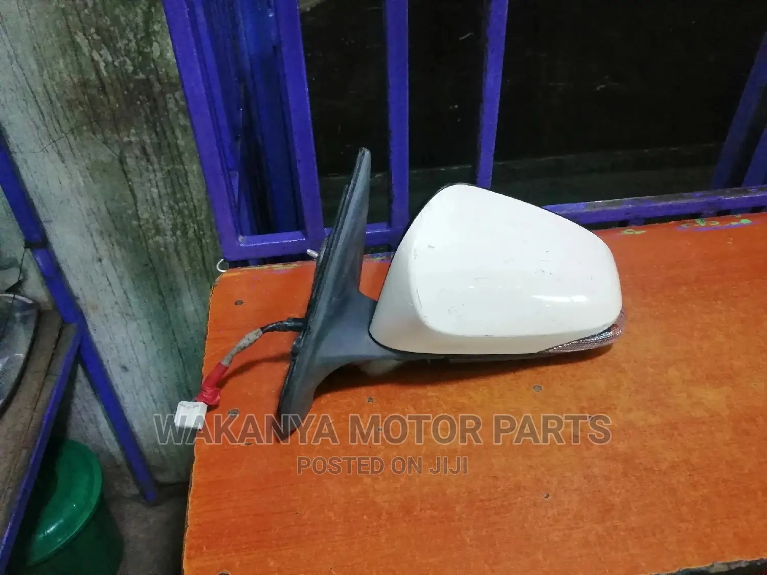 Toyota Spade 2012 Side Mirror With Indicator, Ex Japan Parts