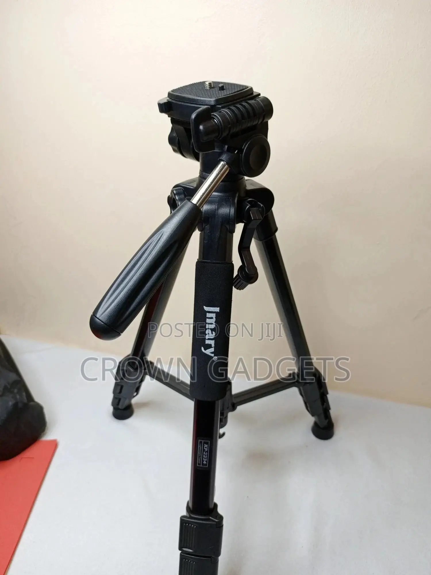 Tripod Stand Holder for Mobile Phones