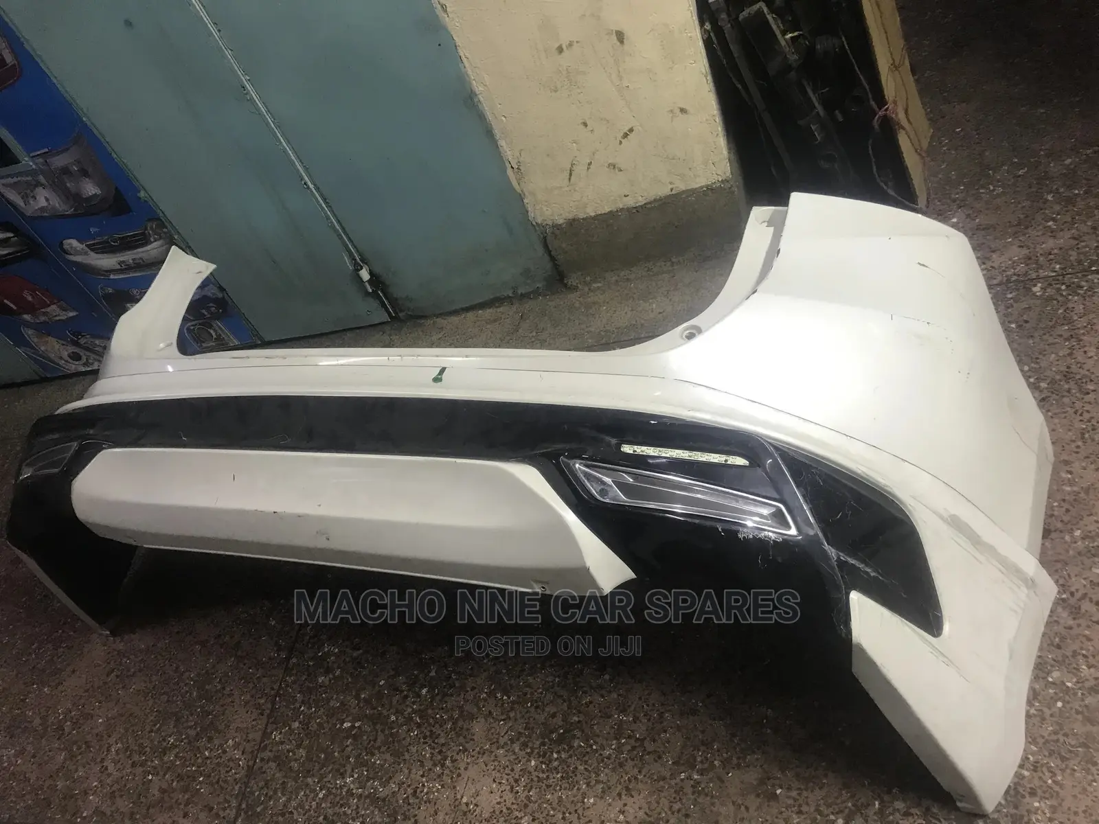 Toyota Harrier 2014 Back Bumper With Skirting