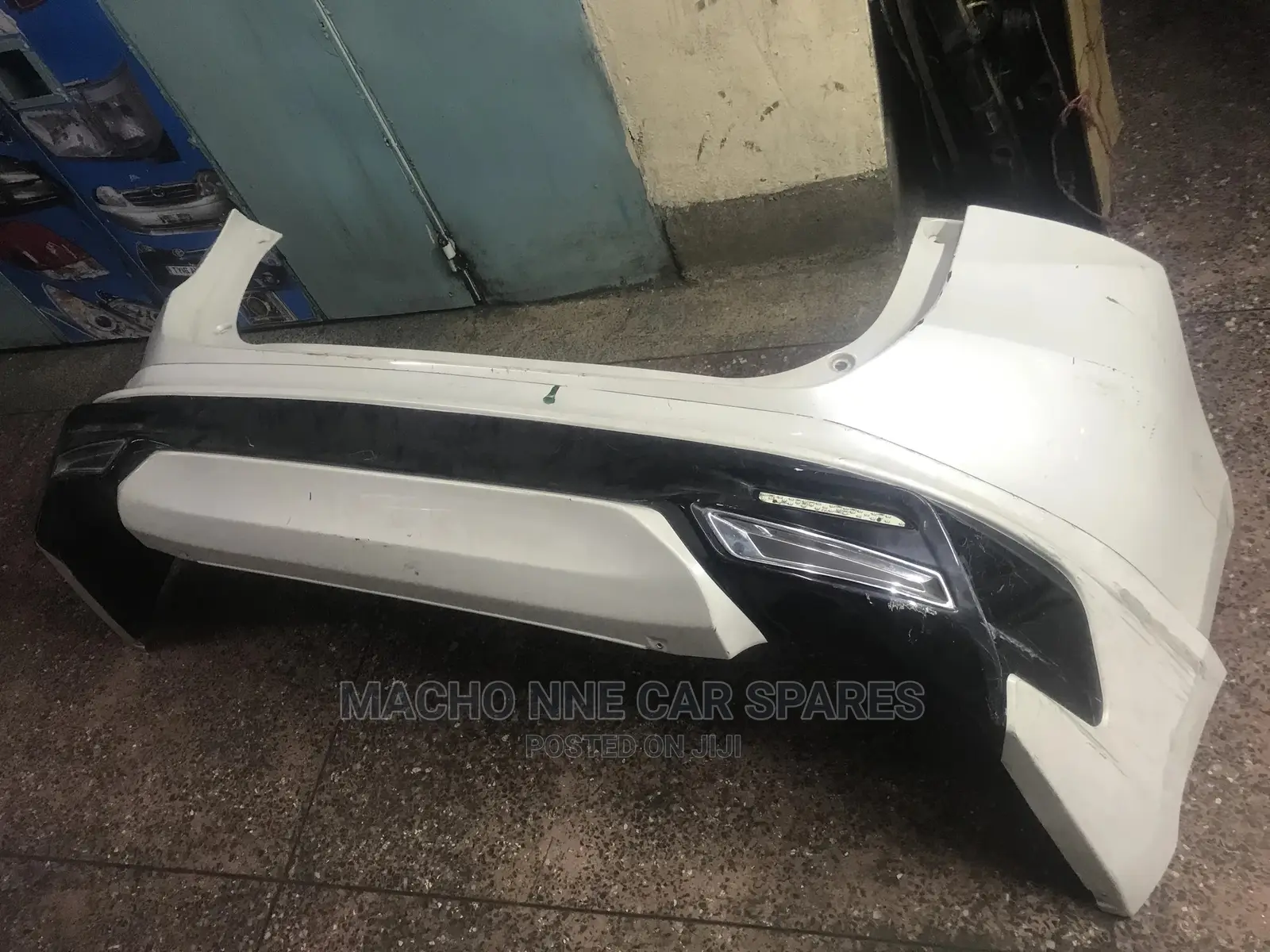Toyota Harrier 2014 Back Bumper With Skirting