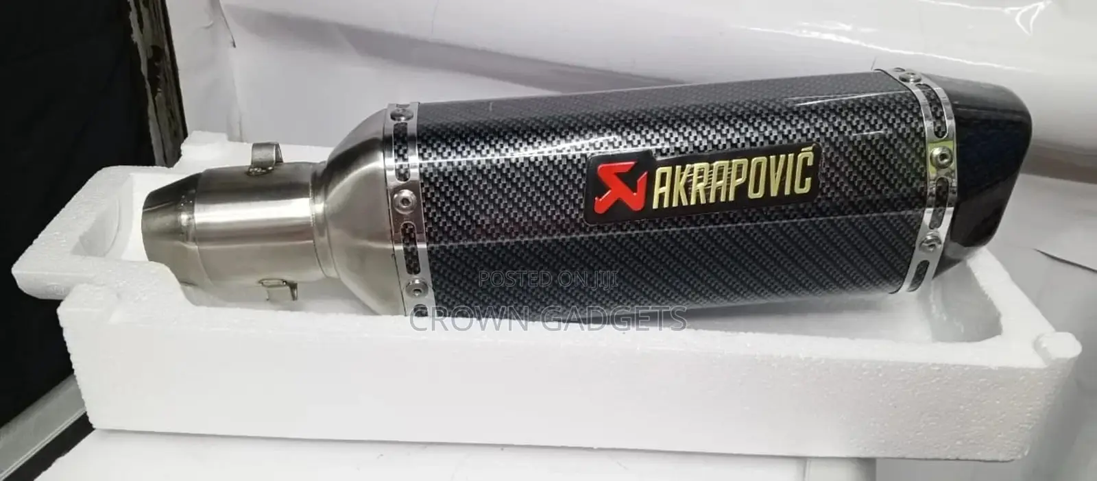 Akrapovic Slip-on Line Carbon Rear