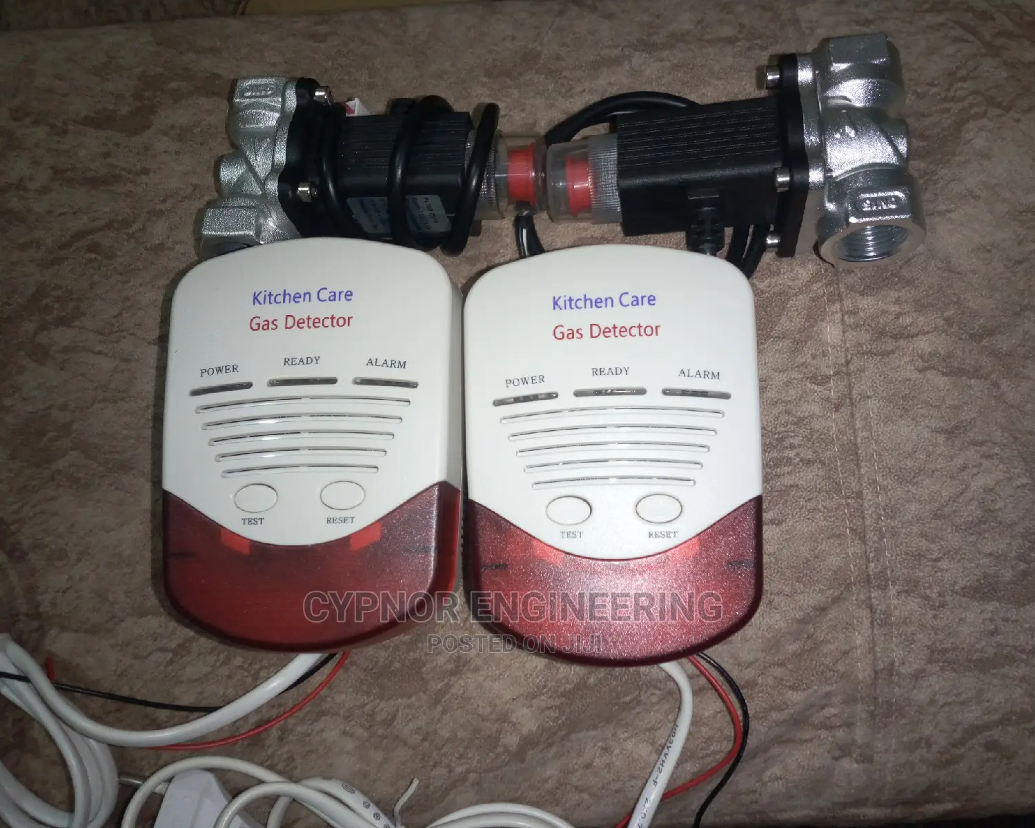 Gas Leak Sensor With Valve