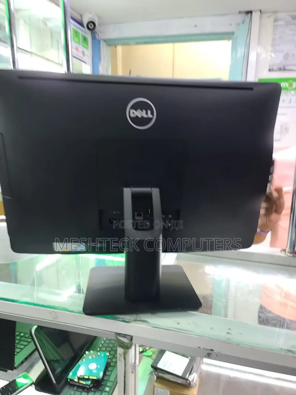 22 Inches Dell Monitor