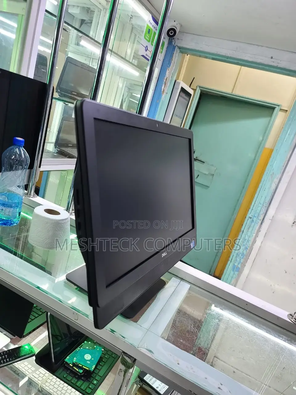 22 Inches Dell Monitor