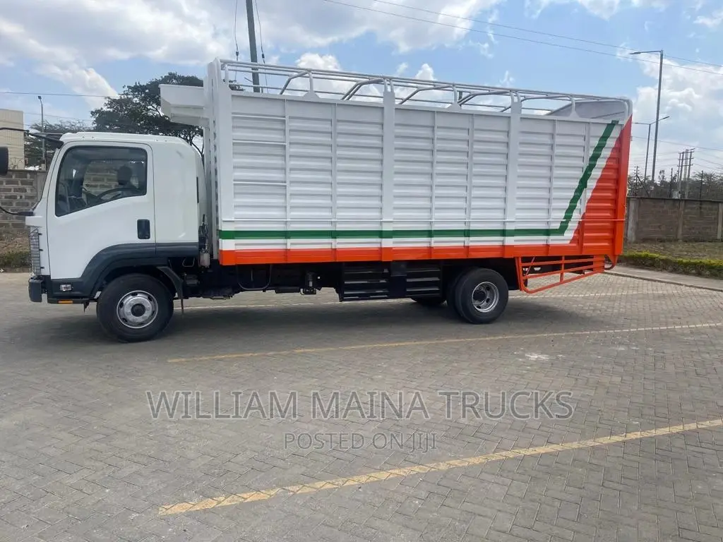 Isuzu FRR 90 (Slyqueen)