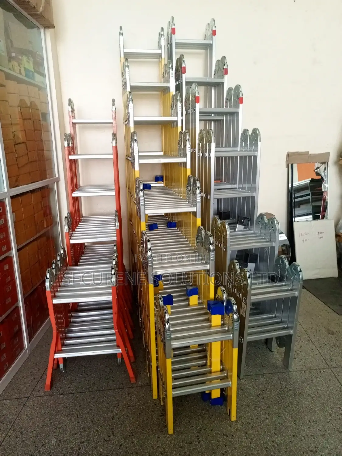 Multi Purpose Ladders Aluminium, Fibre Glass Iron