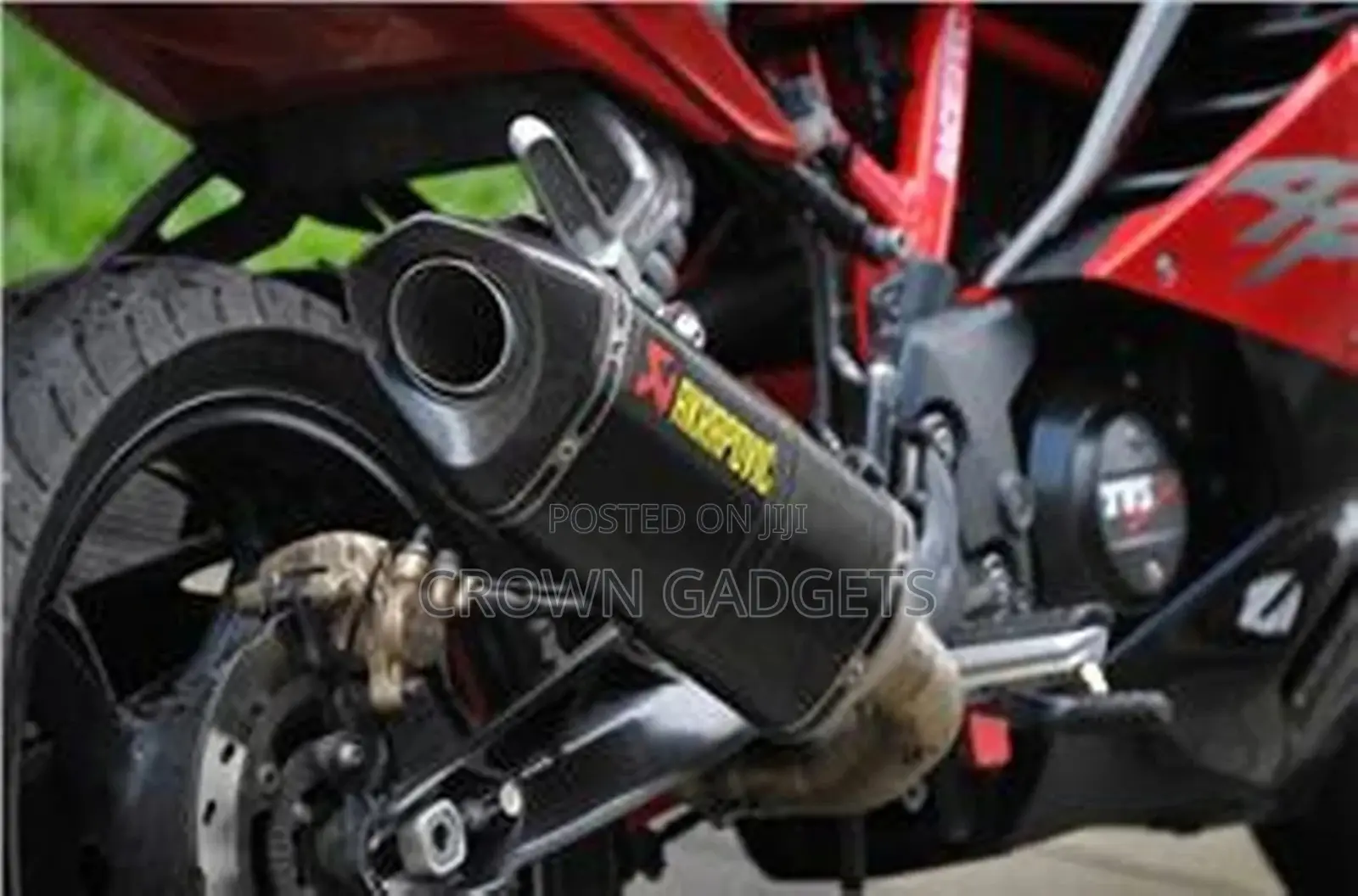 Black Universal Bike AKRAPOVIC
