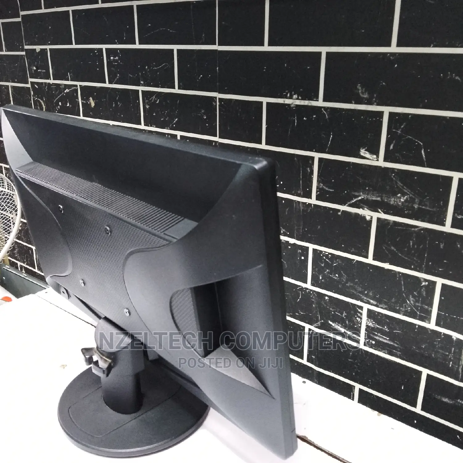 HP Monitor