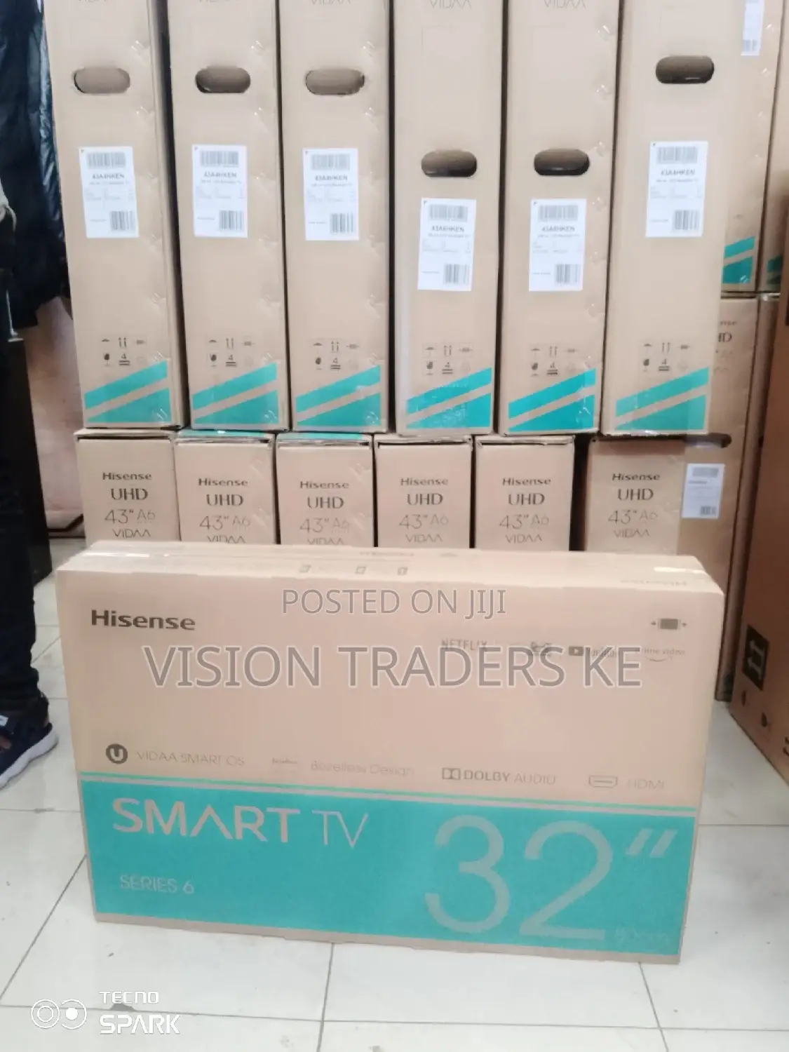 Hisense 32 Smart Android Vidda Frameless Tv✓