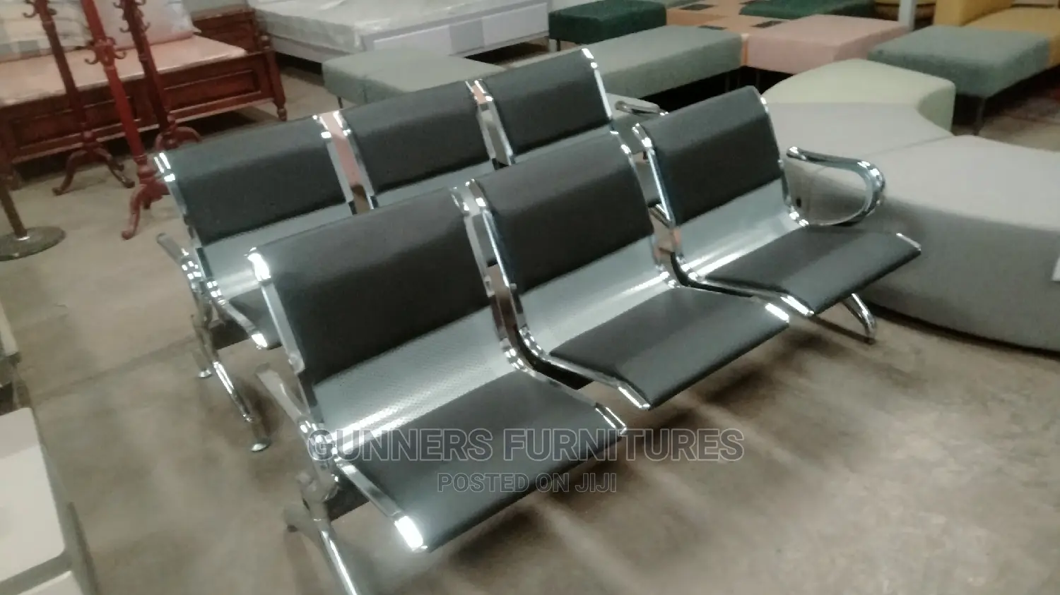 Airport Link Chair