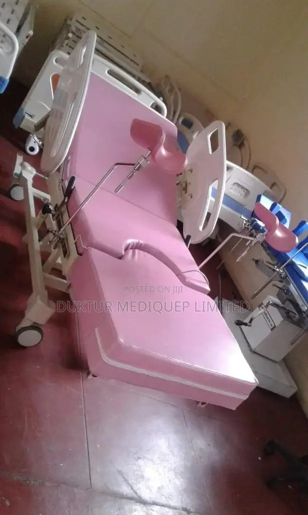 Electric Delivery Bed/ Modern Maternity Bed