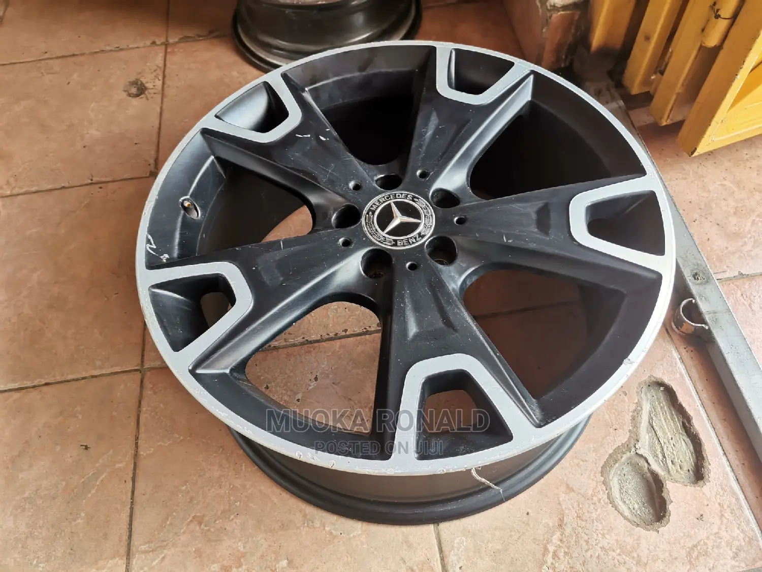 Mercedes-Benz Rims 18inch Black Silver