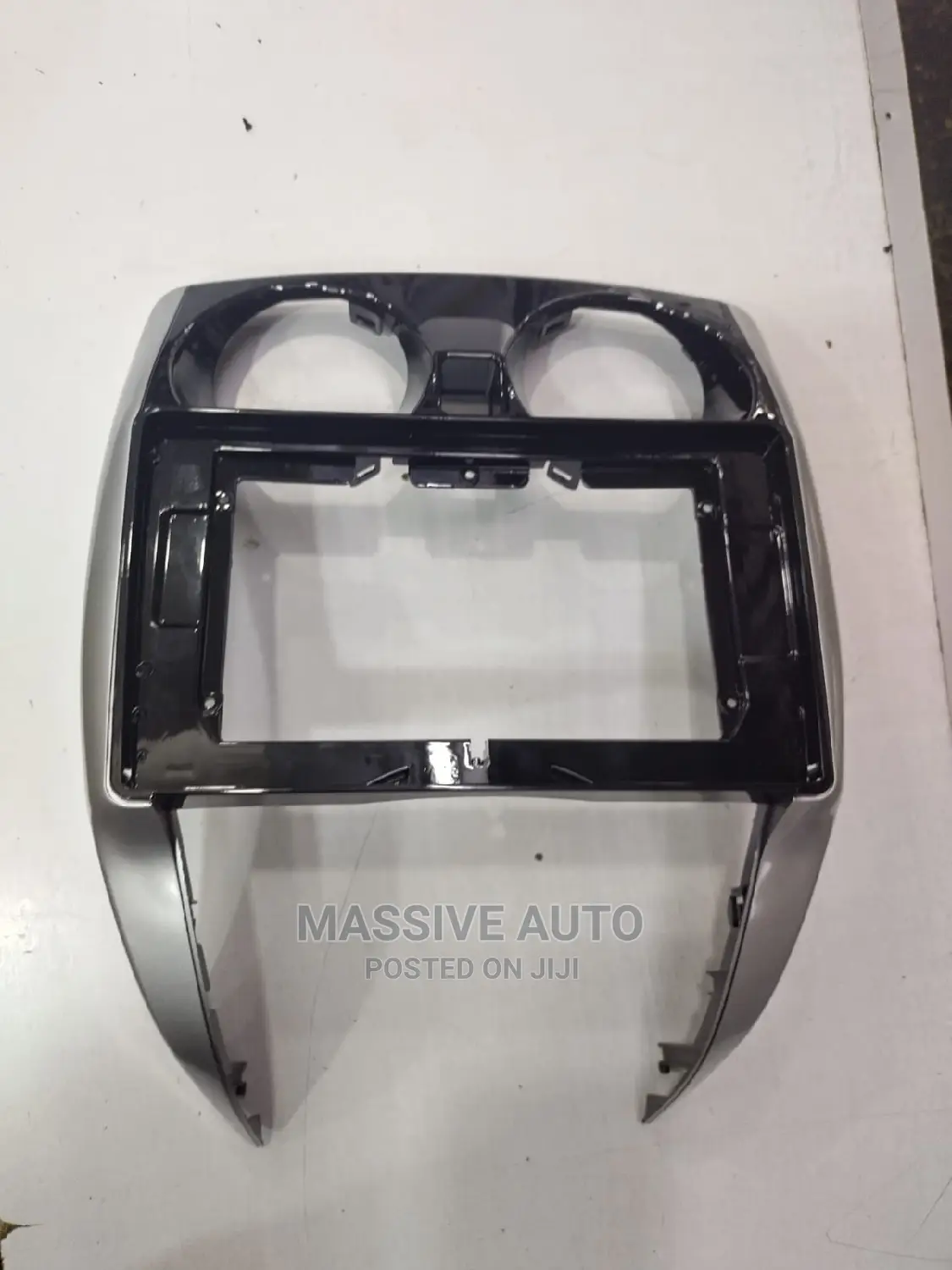 10"Nissan Note Console