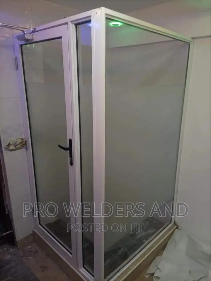 Alluminium Shower Cubicle