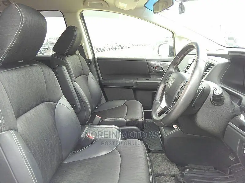 Honda Odyssey 2016 White