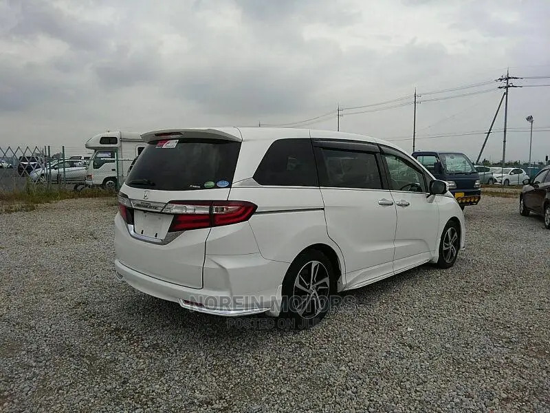 Honda Odyssey 2016 White