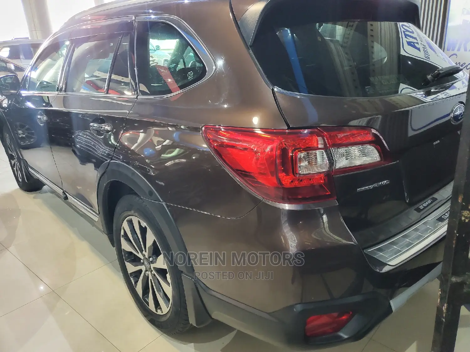 Subaru Outback 2017 Brown