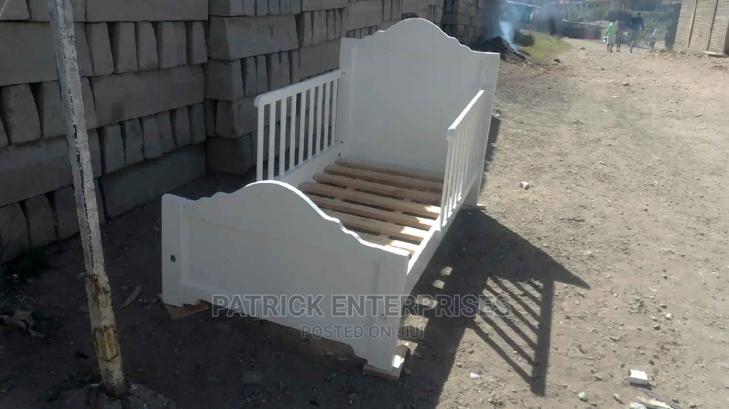 Morden Toddler Bed 4 by 6 Fitts
