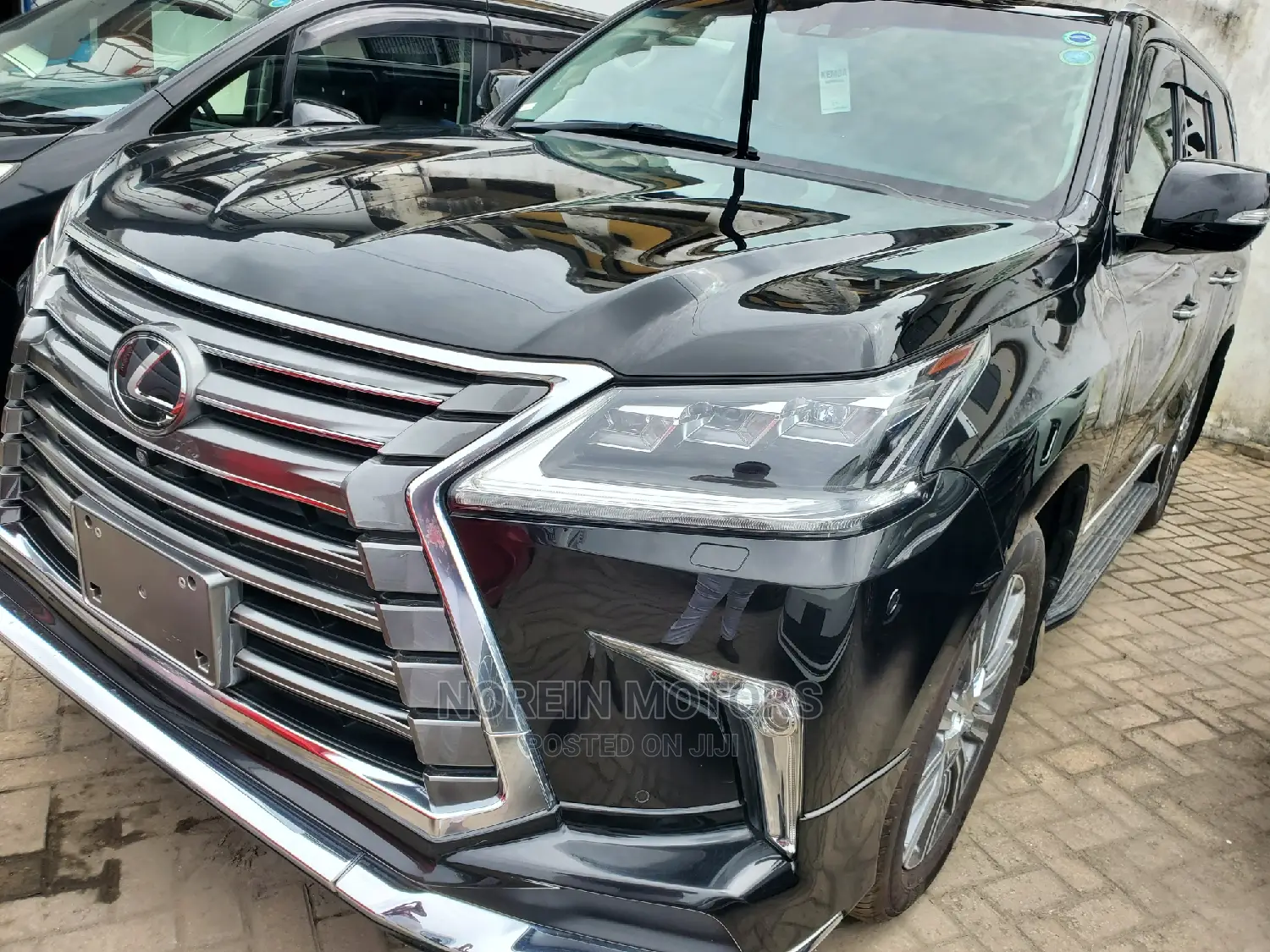 Lexus LX 2017 Matt Black