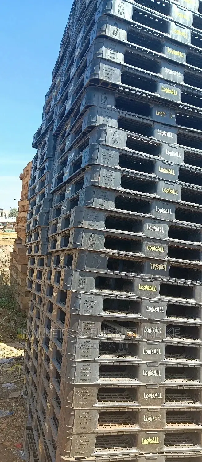 Plastic Pallets/ Shelves Pallets / Store Pallets