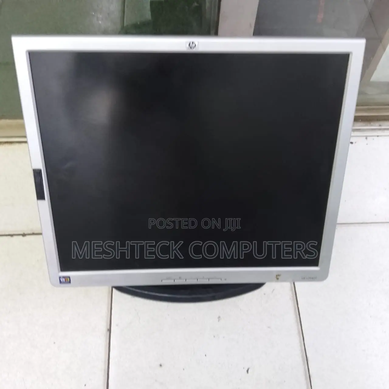 HP 19 Inches Computer Monitor