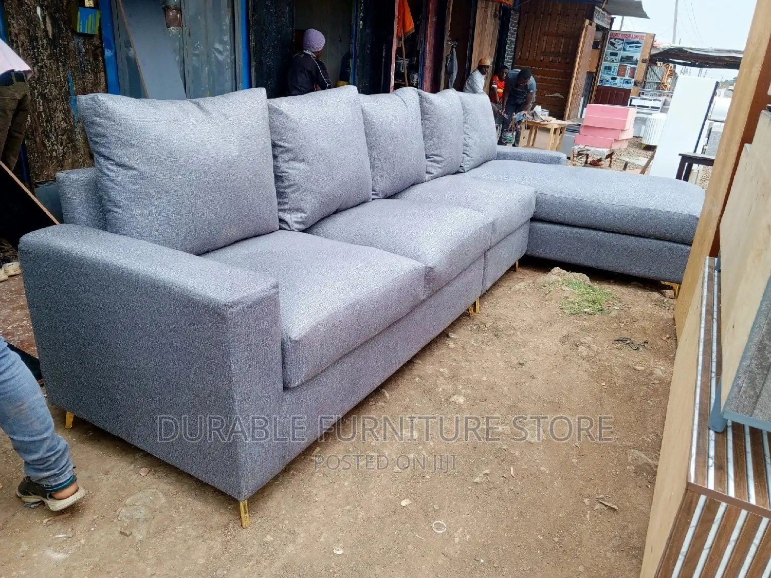 L Shape 7 Seater High Stand