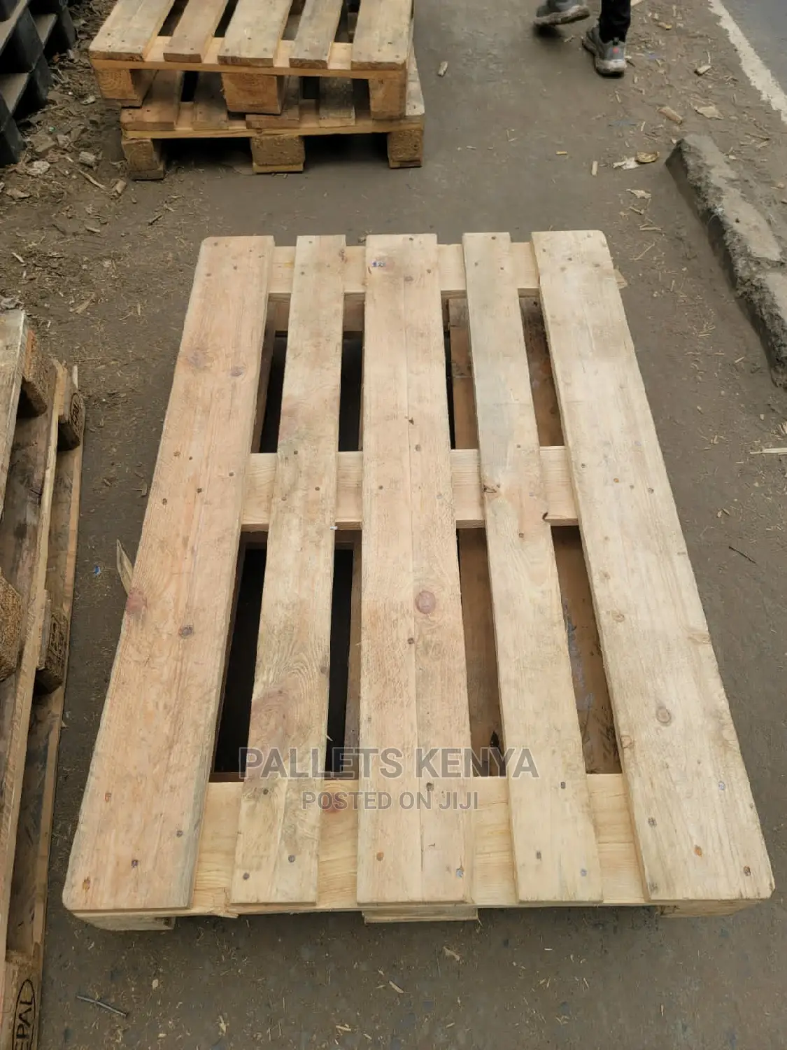 Wooden Pallets- (KKJ;)