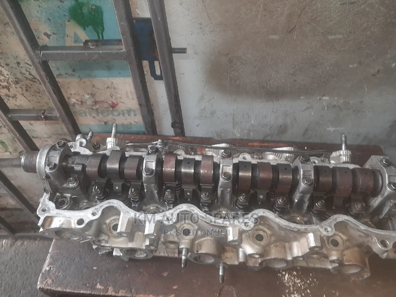 Ford Ranger WL Cylinder Head.