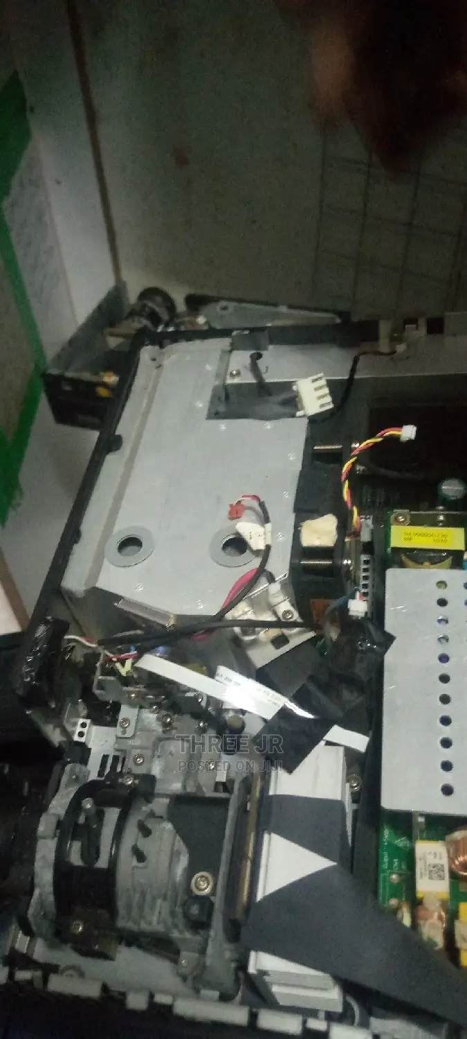 We Offer Best Projectors Repairs at Great Prices. Nice Job
