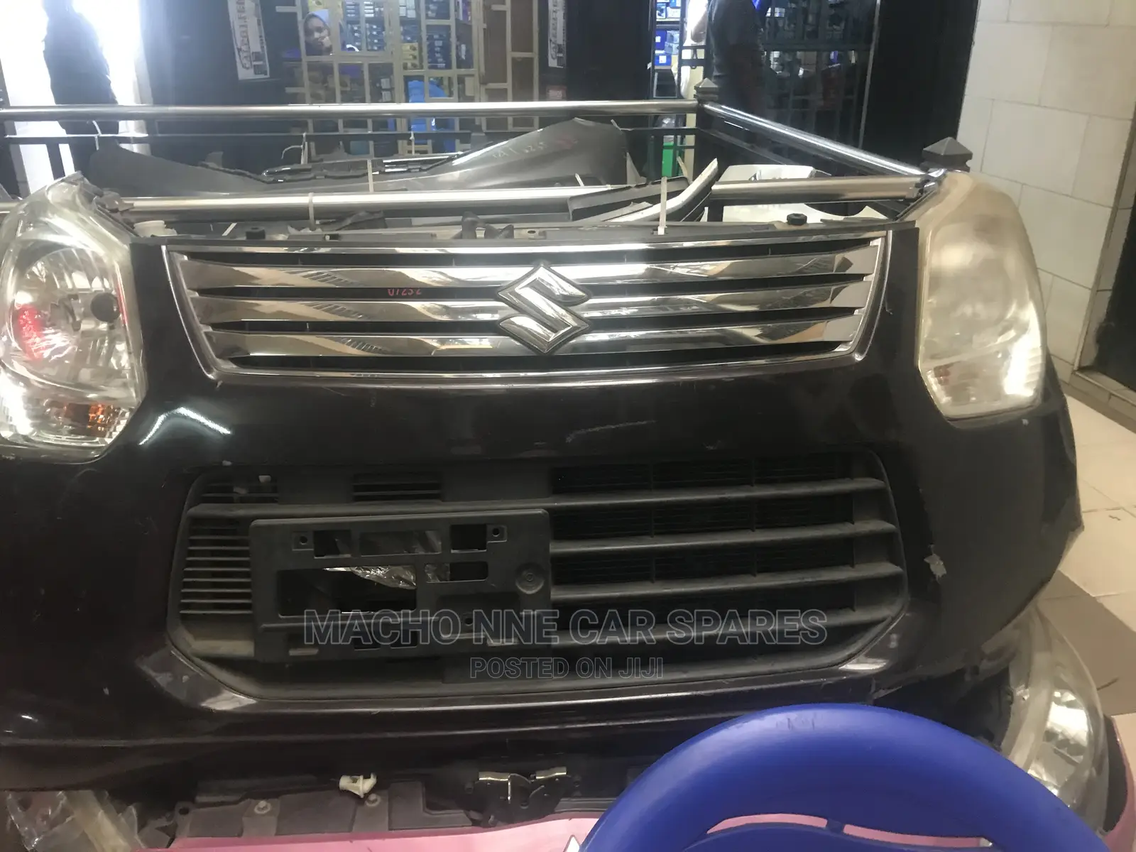 Suzuki Wagon R 2012 Nosecut