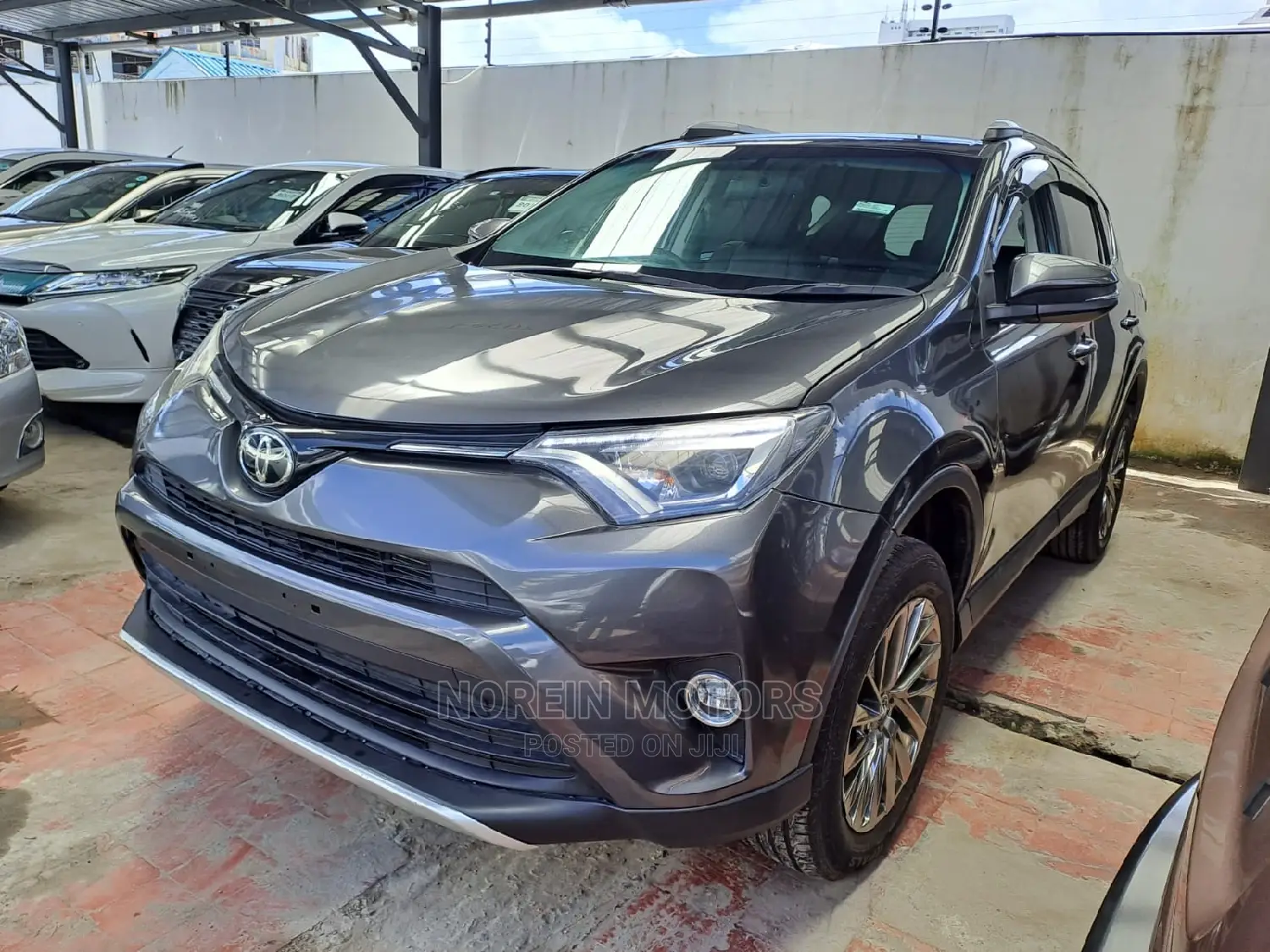 Toyota RAV4 2016 Gray